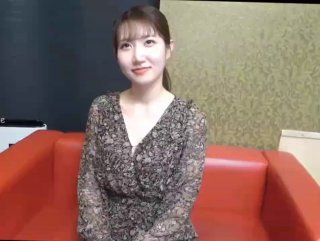 微博红人年轻拽妹奶卉私人订制淫语自述用胡萝卜自慰无毛嫩穴美乳戴乳钉叫哥哥叫的心痒痒对白淫荡1080P原版